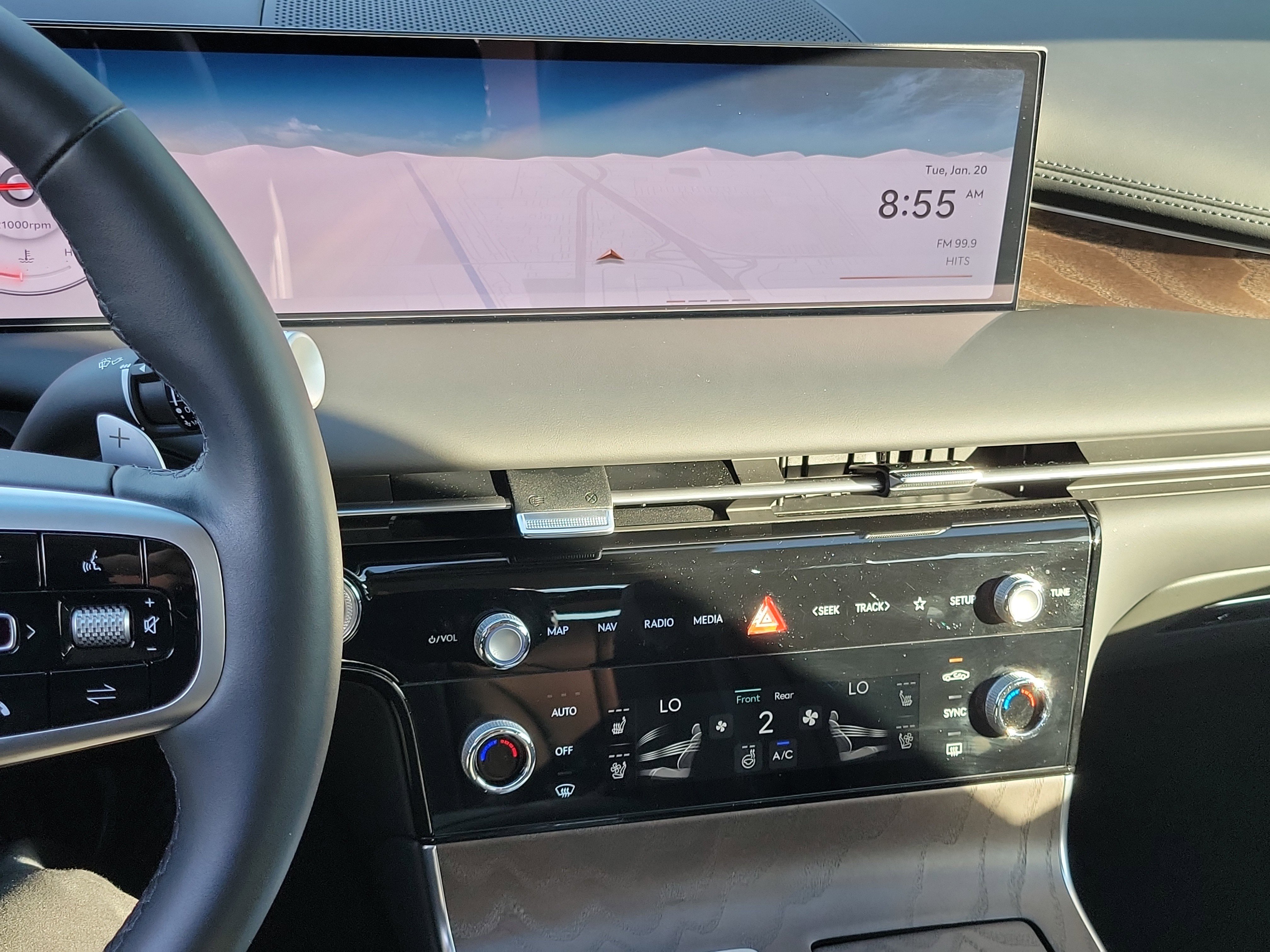 Certified 2025 Genesis G80 2.5T Advanced image 11