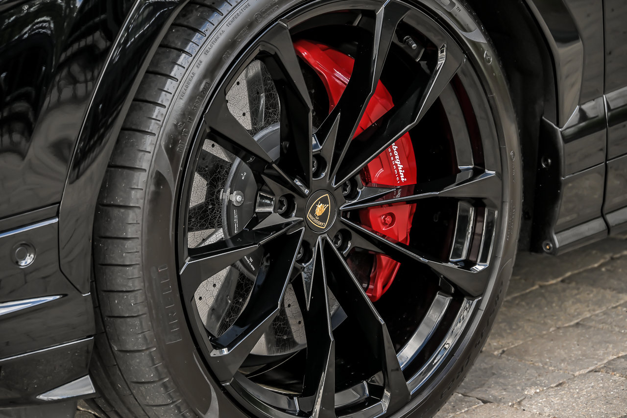 Used 2024 Lamborghini Urus S AWD/4WD image 8