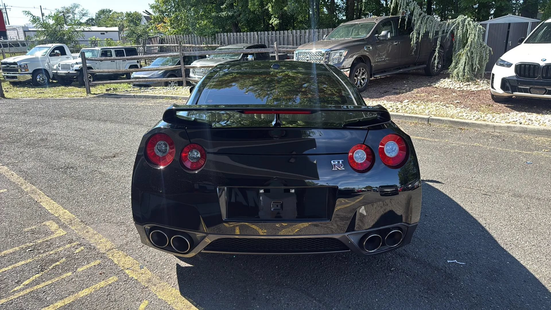 Used 2010 Nissan GT-R Premium AWD/4WD image 6