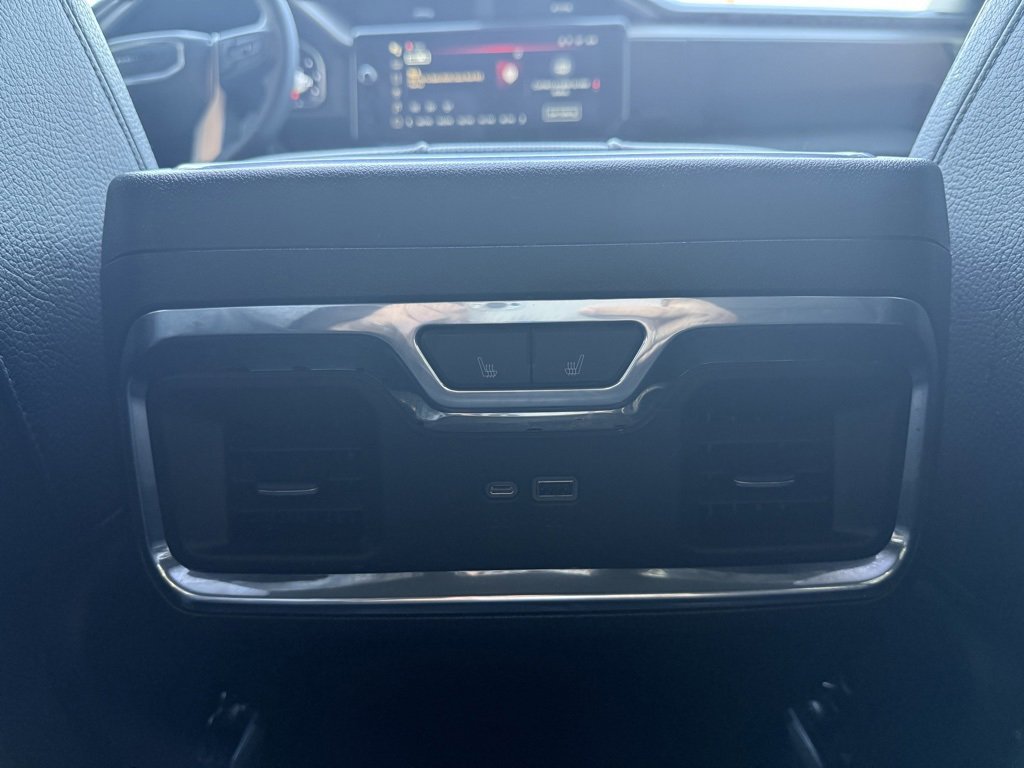 Used 2024 GMC Sierra 1500 Denali w/ Denali Reserve Package image 13