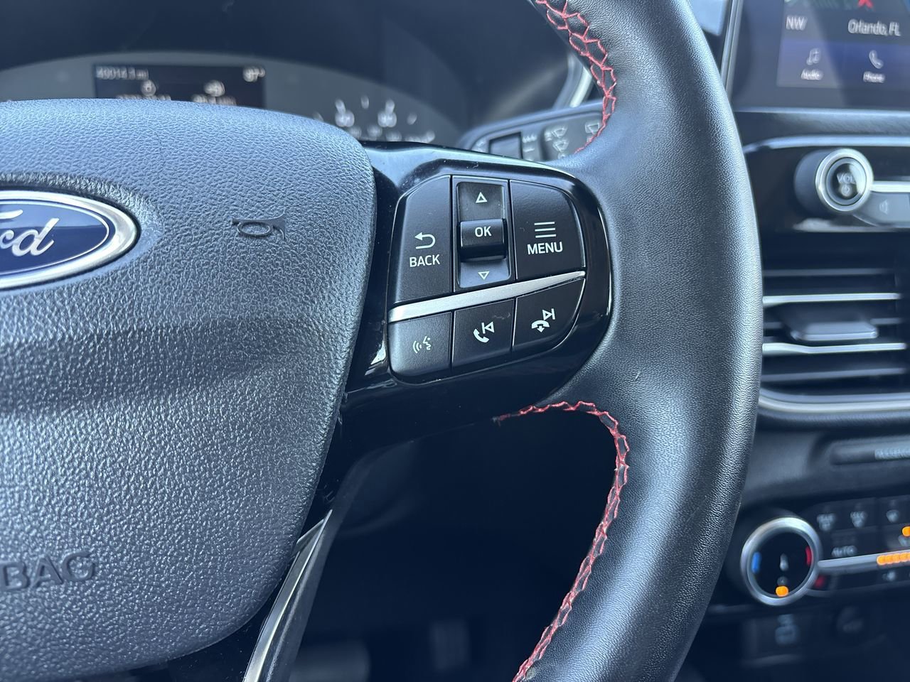 Used 2022 Ford Escape SEL w/ SEL Stealth AWD Package image 23