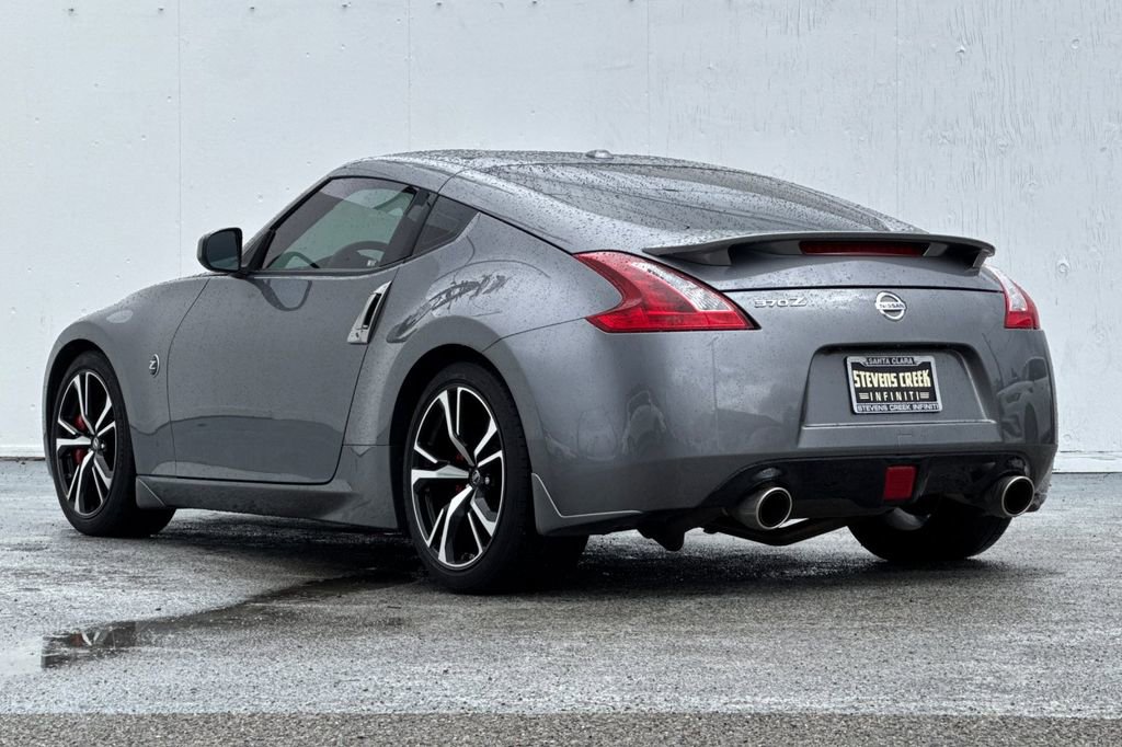 Used 2020 Nissan 370Z Touring Sport RWD image 5