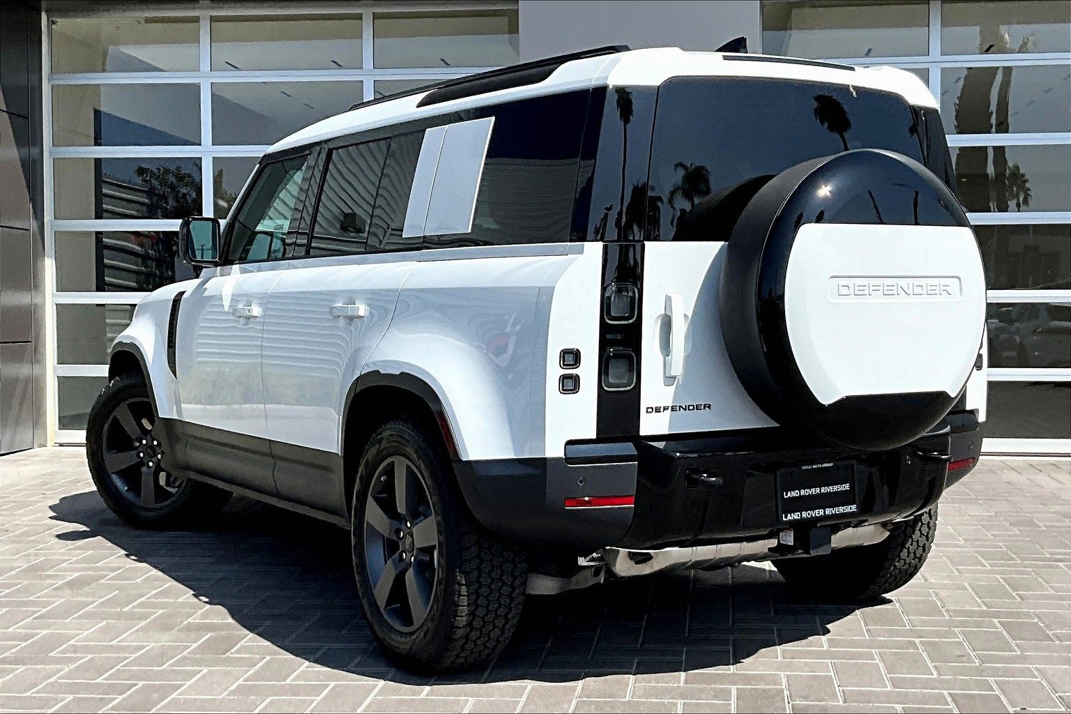 New 2026 Land Rover Defender 110 S image 3