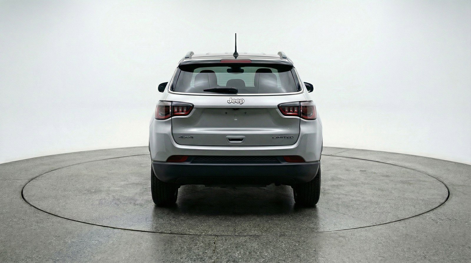 Used 2025 Jeep Compass Limited image 7