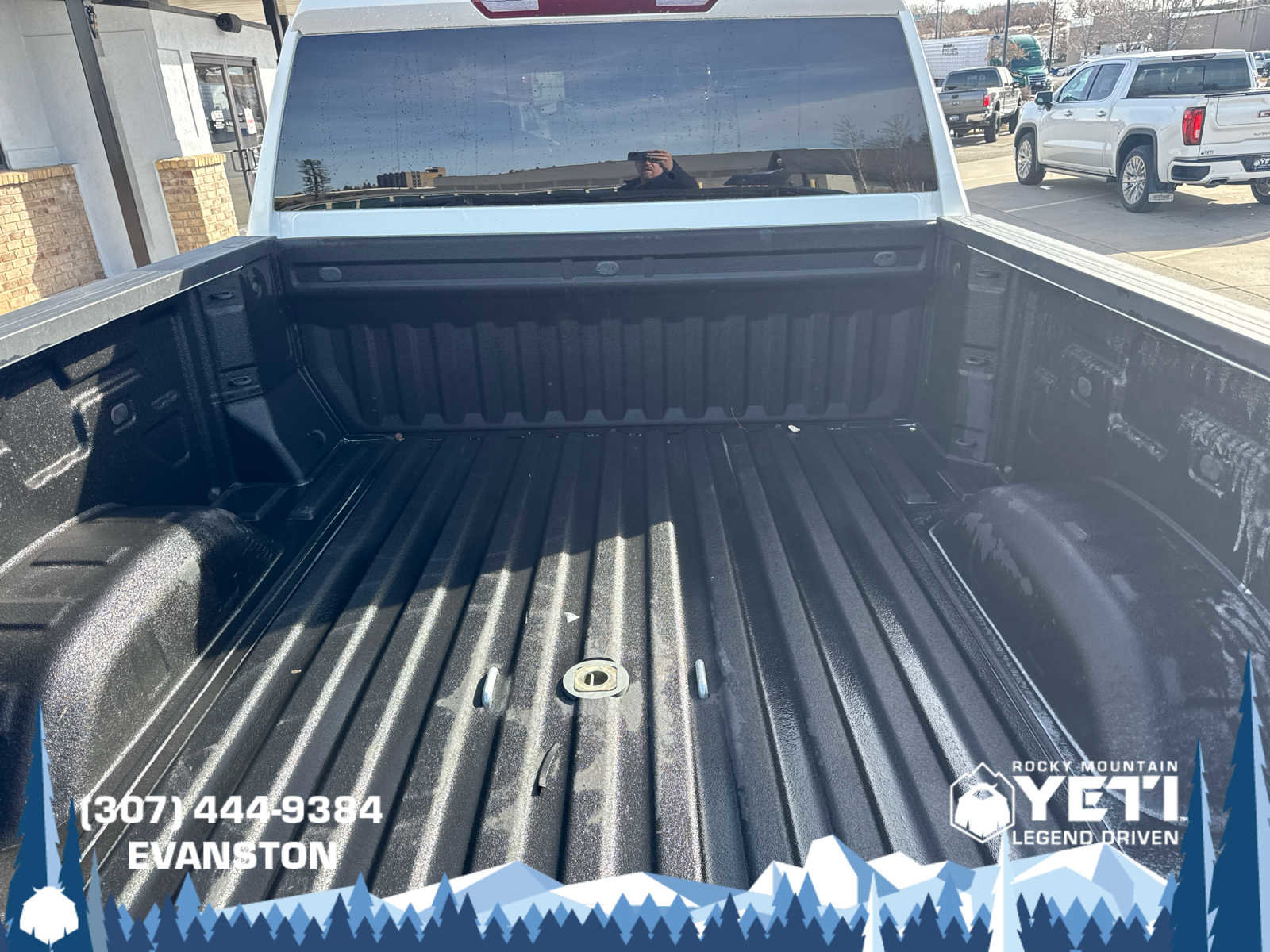 Used 2024 Chevrolet Silverado 2500 Custom w/ Custom Value Package image 19