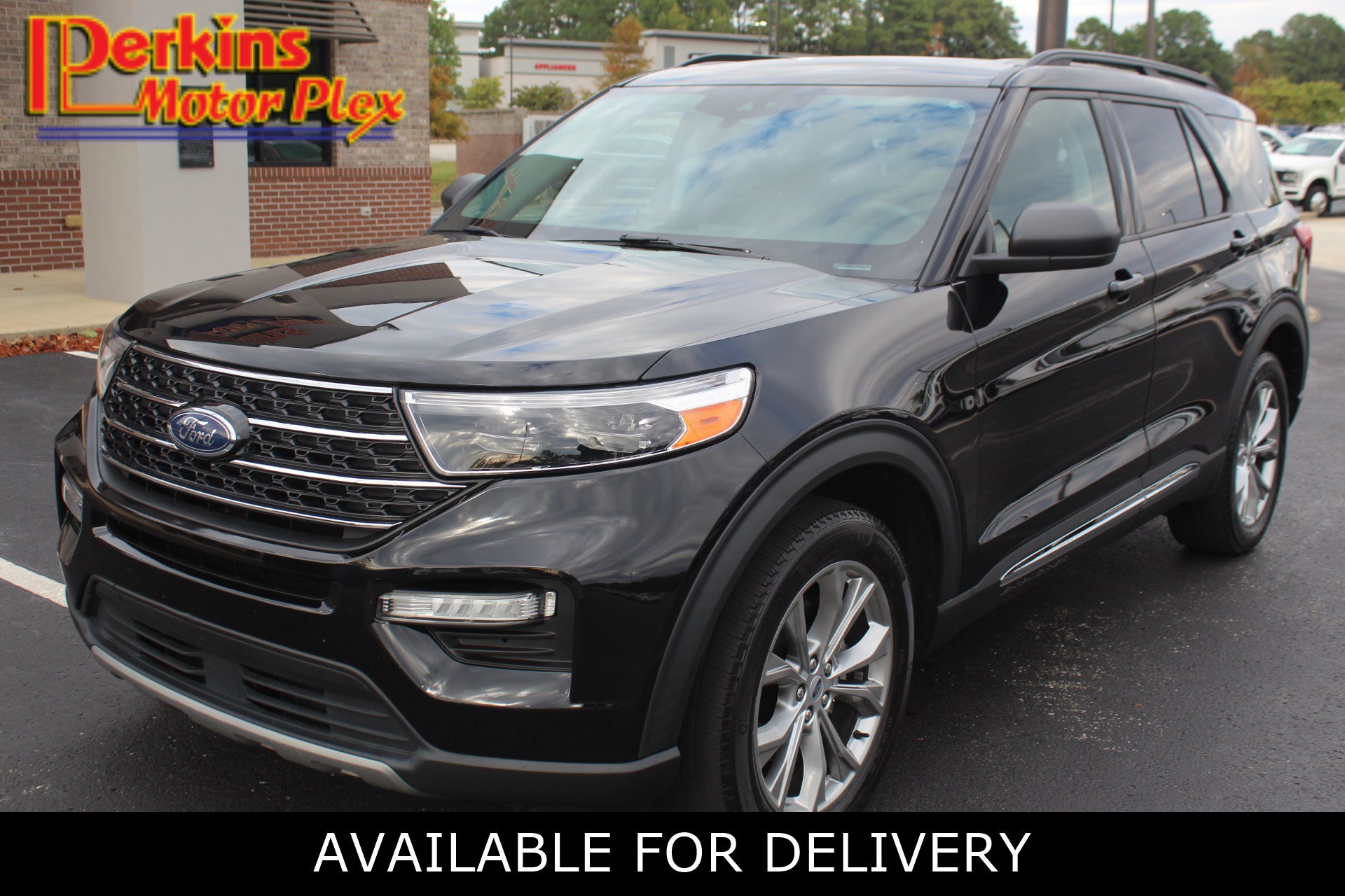 Used 2021 Ford Explorer XLT w/ Equipment Group 202A
