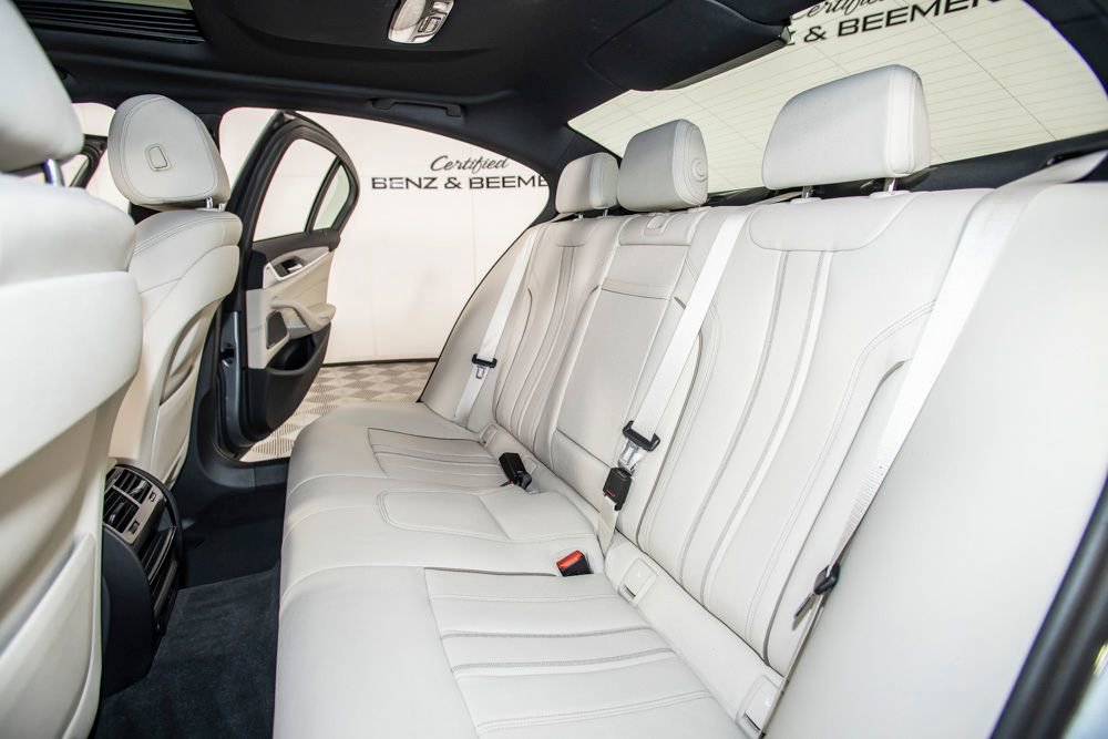 Used 2023 BMW 540i w/ M Sport Package image 16