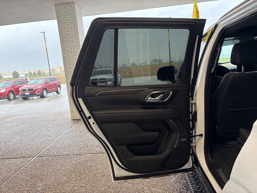 Used 2023 Chevrolet Tahoe Z71 w/ Luxury Package image 23