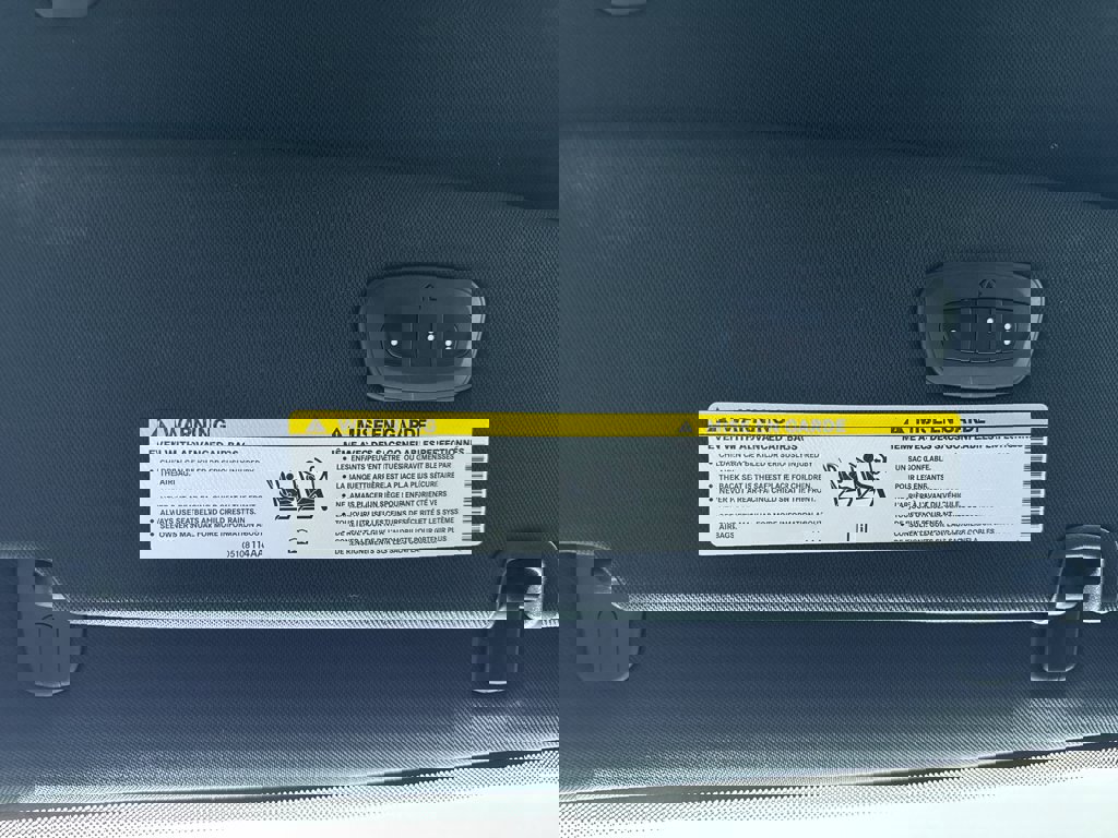 Used 2020 Chrysler Pacifica Limited w/ Advanced Safetytec Group image 35