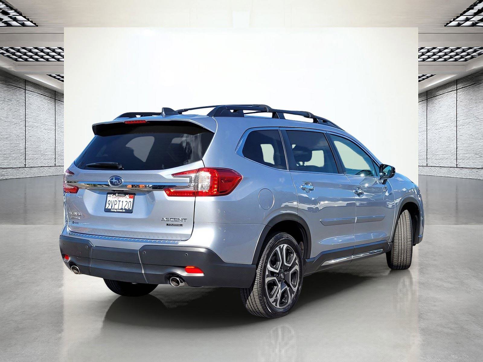 Used 2025 Subaru Ascent Touring image 7