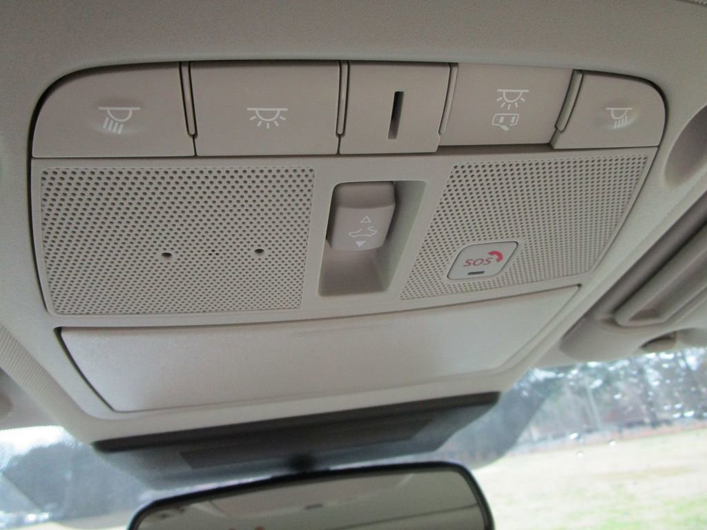 Used 2024 Nissan Armada SL w/ Cargo Package image 32