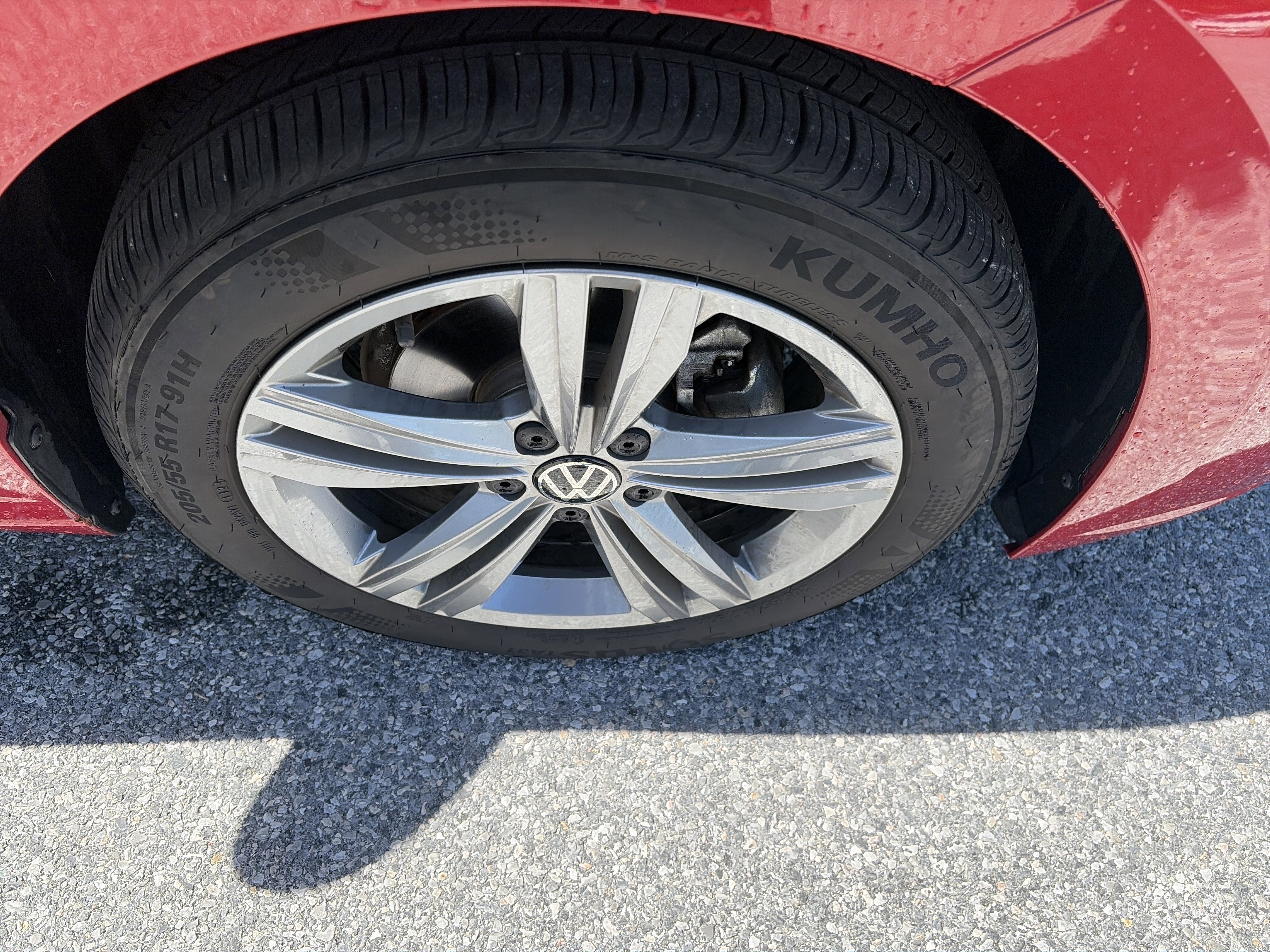 Used 2024 Volkswagen Jetta SE w/ Panoramic Sunroof Package FWD image 16