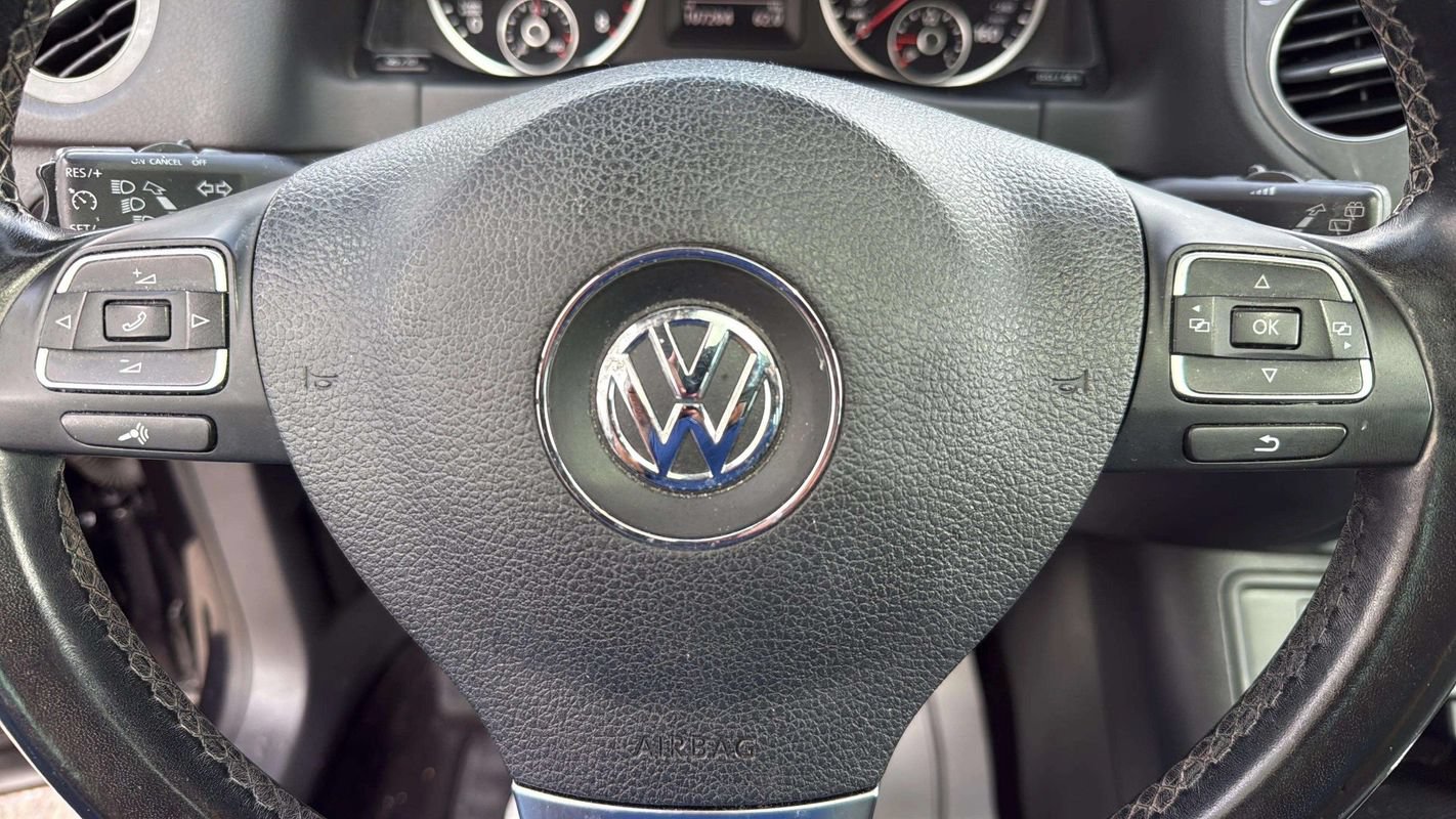Used 2017 Volkswagen Tiguan Wolfsburg Edition AWD/4WD image 12