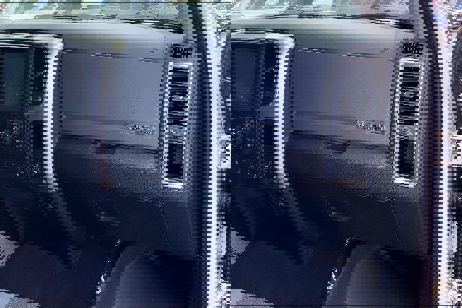 Used 2019 RAM 1500 Big Horn w/ Rambox Value Package AWD/4WD image 18