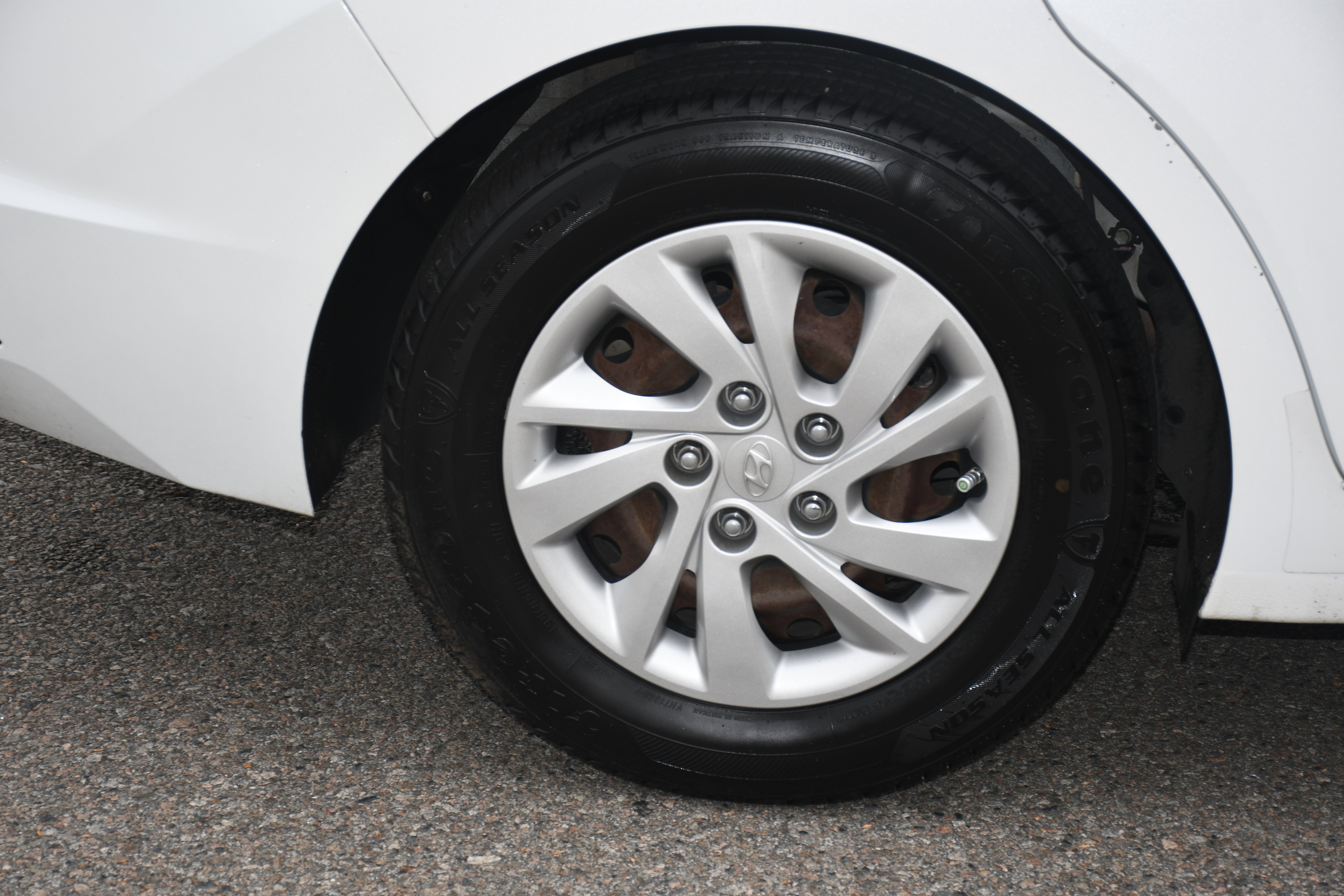 Used 2020 Hyundai Elantra SE w/ Cargo Package (C1) image 20