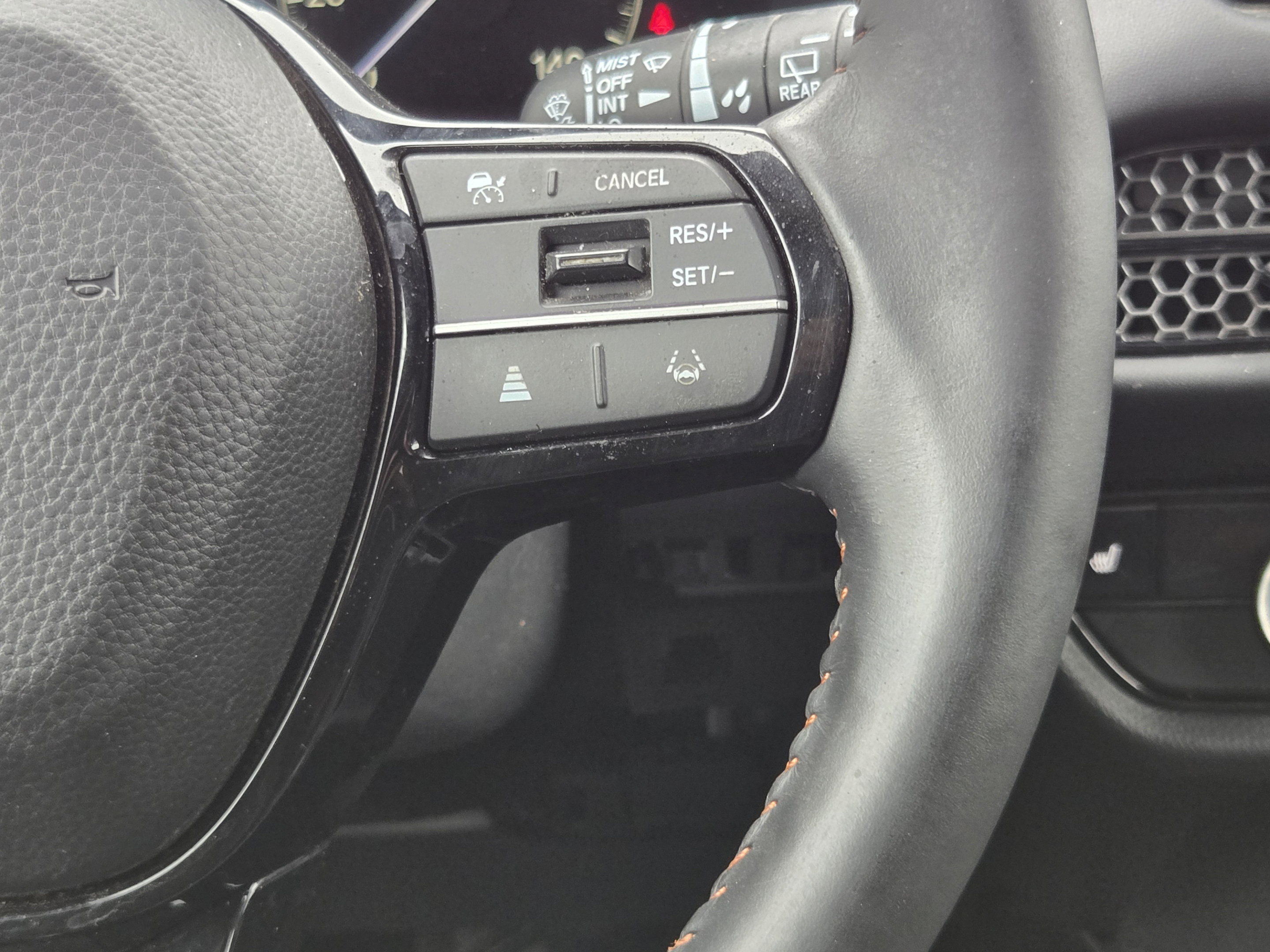 Used 2024 Honda HR-V Sport image 30