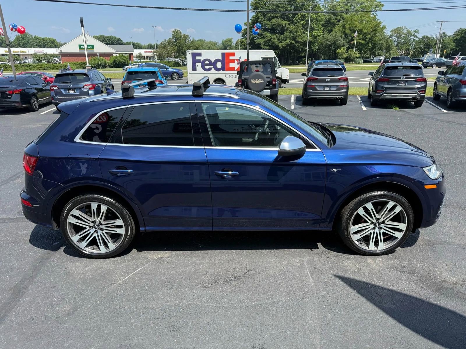 Used 2018 Audi SQ5 Premium Plus w/ Navigation Package image 6