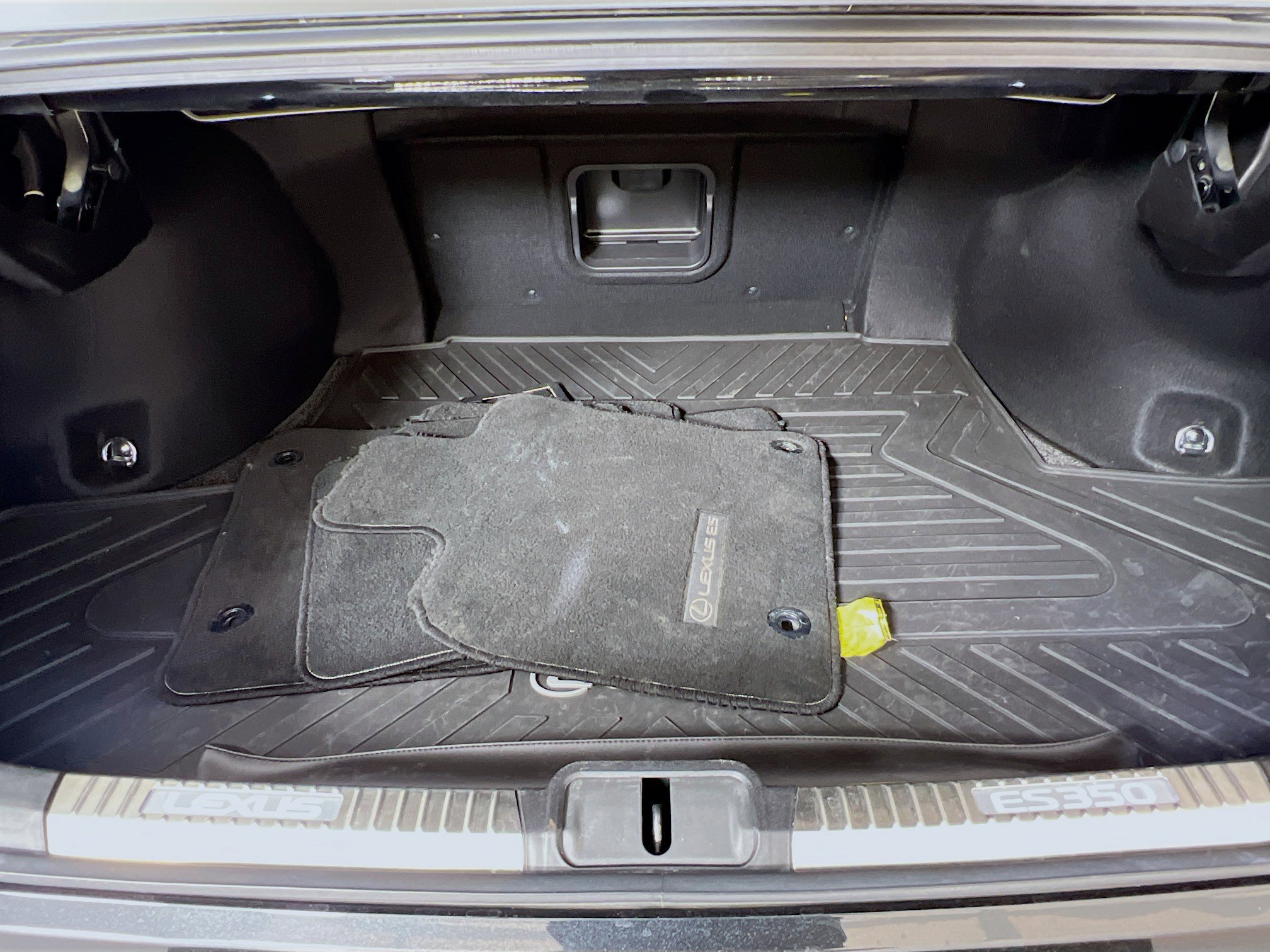 Used 2022 Lexus ES 350 w/ Premium Package image 28