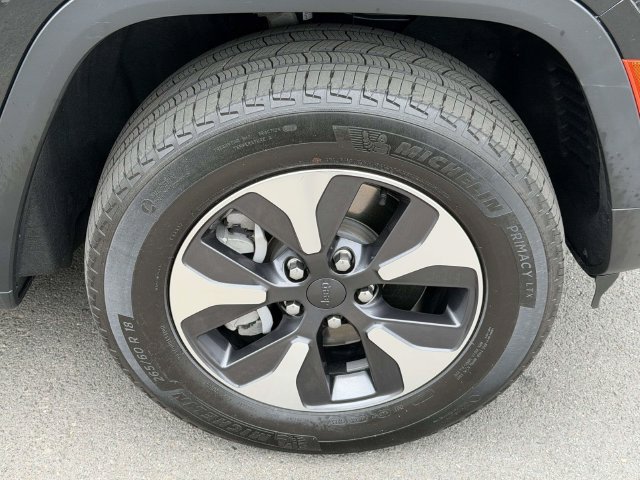 Used 2023 Jeep Grand Cherokee 4WD 4xe image 10