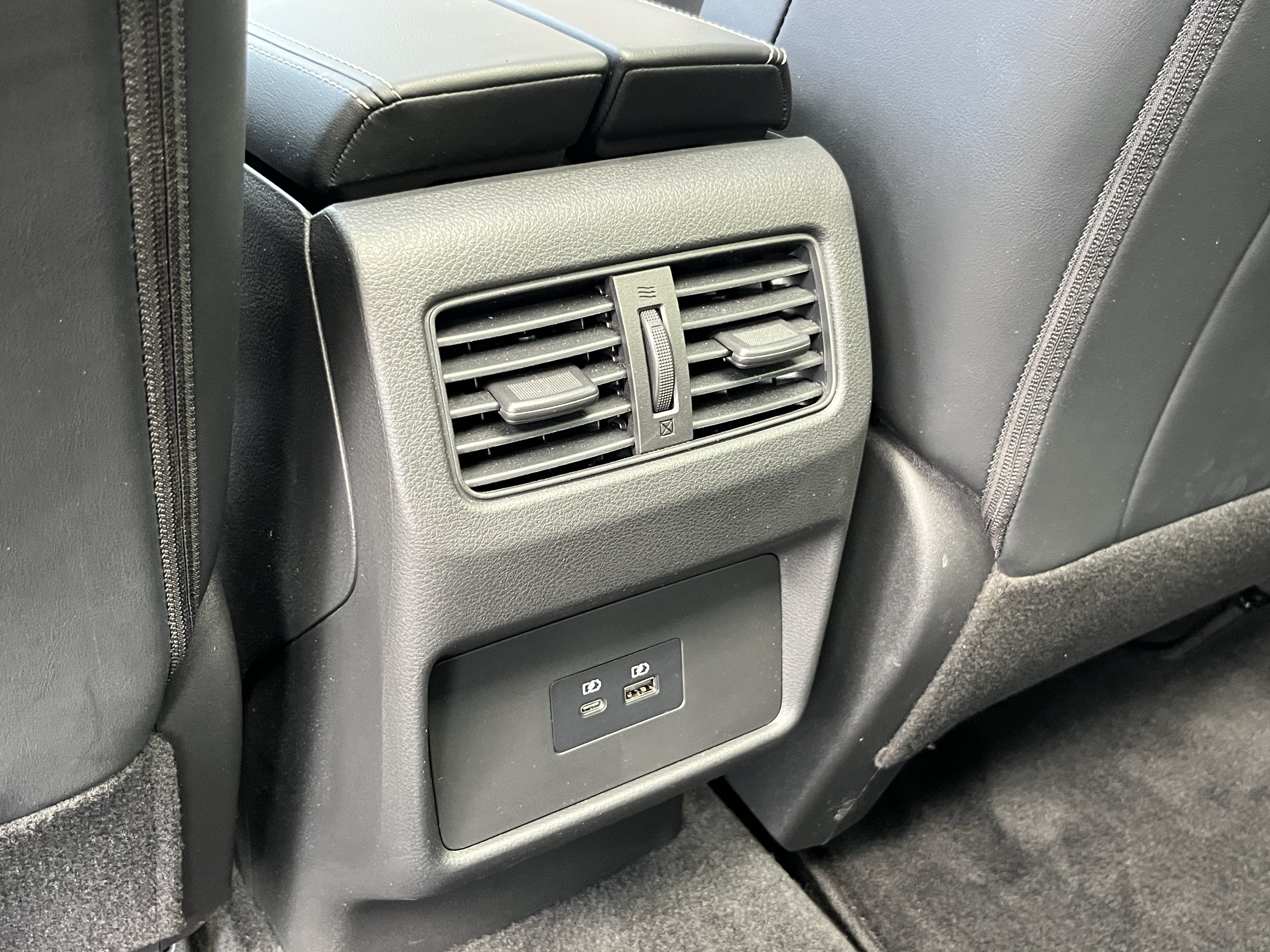 Used 2023 Nissan Rogue SV w/ SV Premium B Package AWD/4WD image 19