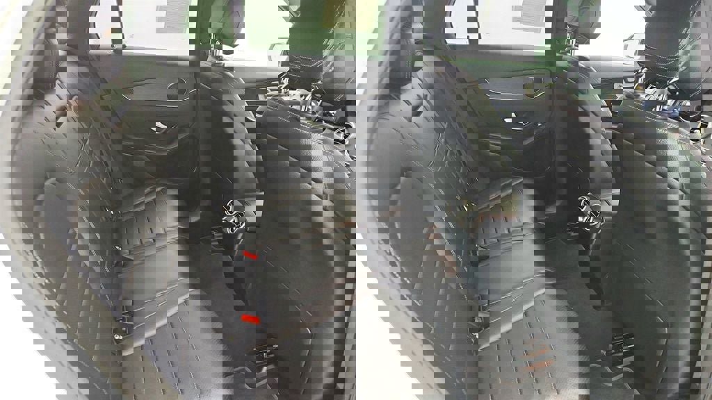 Used 2022 Mercedes-Benz GLC 300 4MATIC w/ Multimedia Package Lite image 22