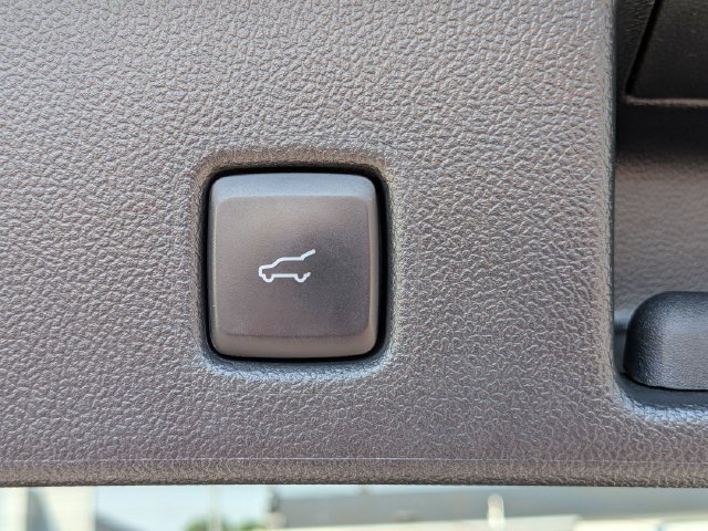 Certified 2023 Ford Escape ST-Line w/ Tech Pack #1 AWD/4WD image 18