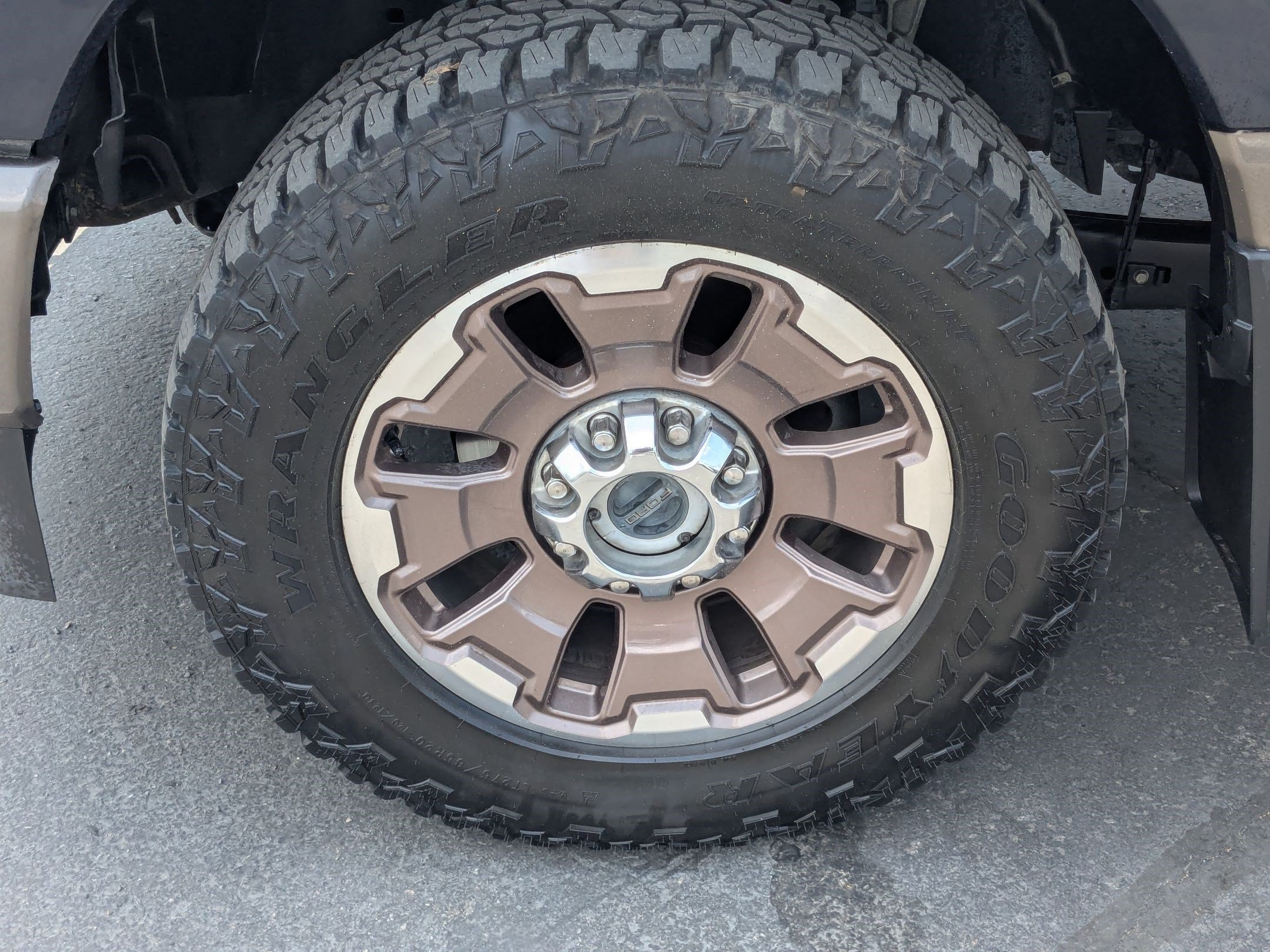 Used 2023 Ford F350 King Ranch AWD/4WD image 13