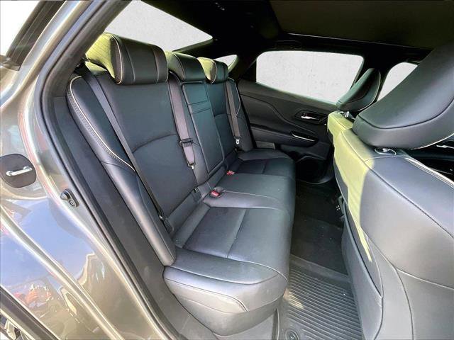 Used 2023 Toyota Crown Platinum image 29