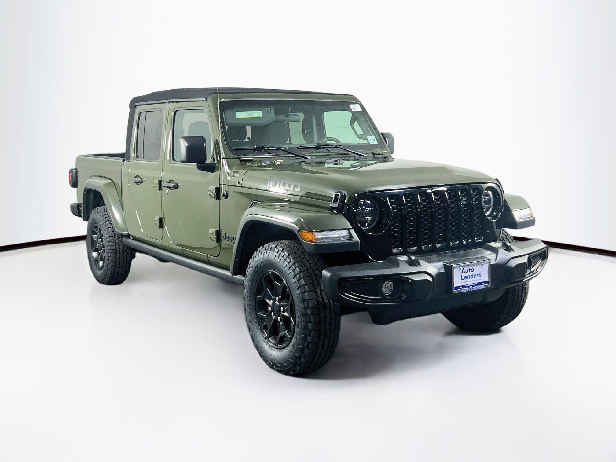 Used 2023 Jeep Gladiator Willys AWD/4WD image 3