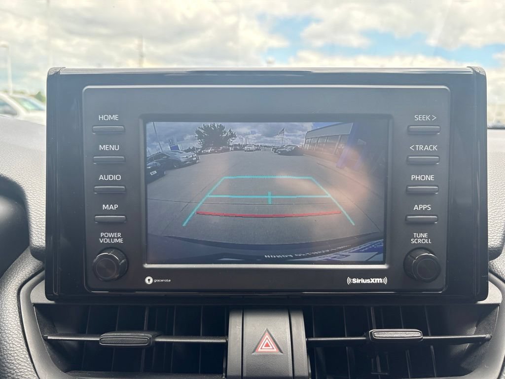 Used 2022 Toyota RAV4 LE w/ Carpet Mat Package (TMS) AWD/4WD image 18