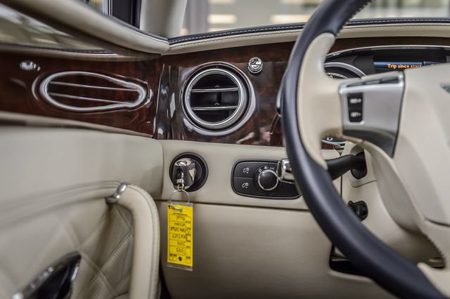 Used 2014 Bentley Flying Spur W12 AWD/4WD image 29