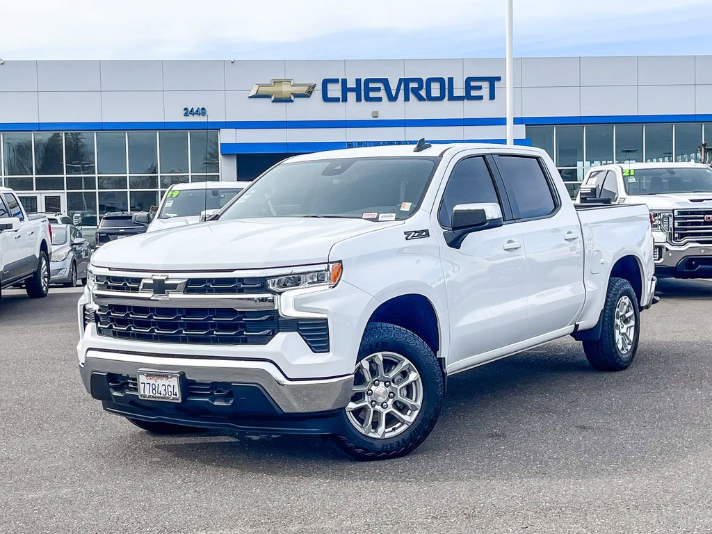 Used 2026 Chevrolet Silverado 1500 LT w/ Z71 Off-Road Package AWD/4WD image 1