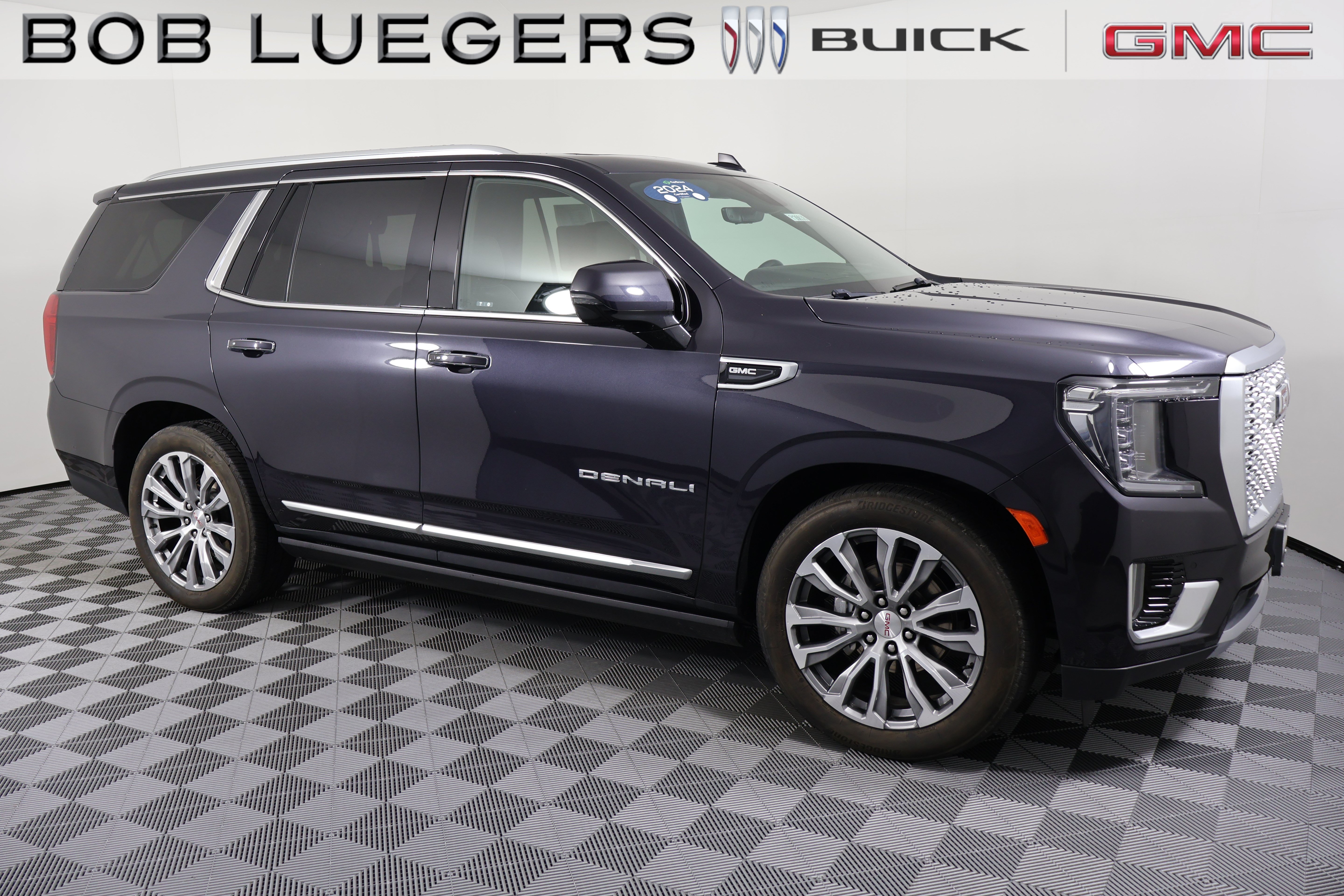 Certified 2024 GMC Yukon Denali w/ Denali Reserve Package AWD/4WD image 2