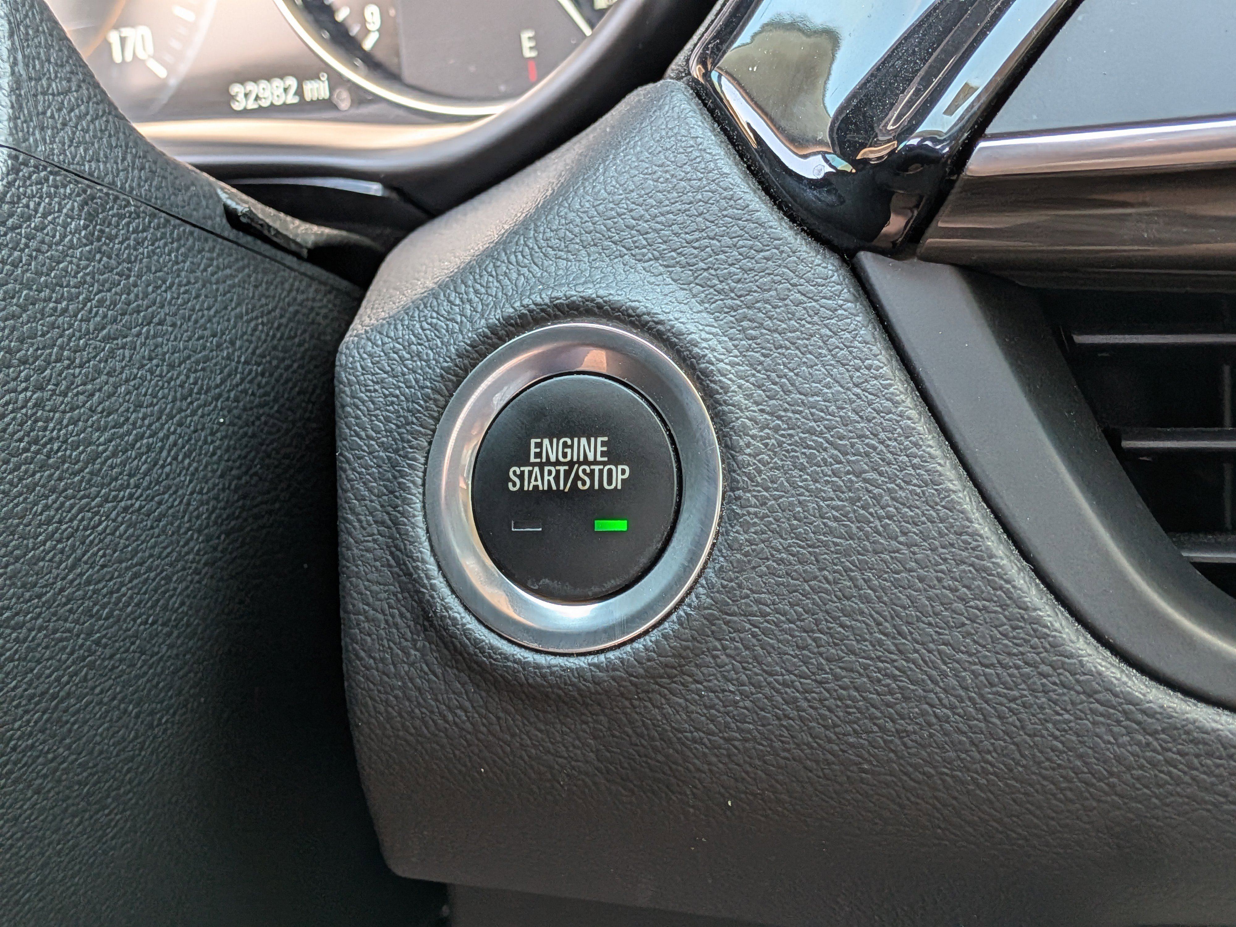 Used 2020 Buick Envision Premium w/ Driver Confidence Package image 30