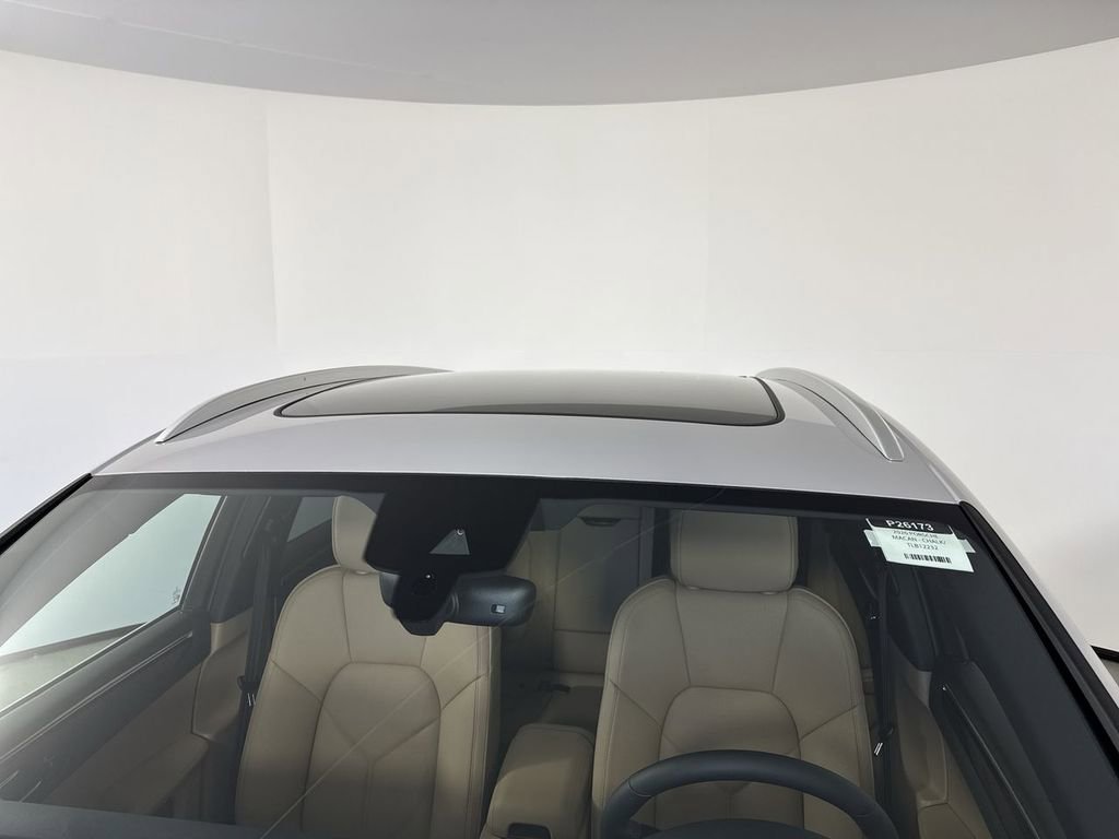 New 2026 Porsche Macan AWD/4WD image 17