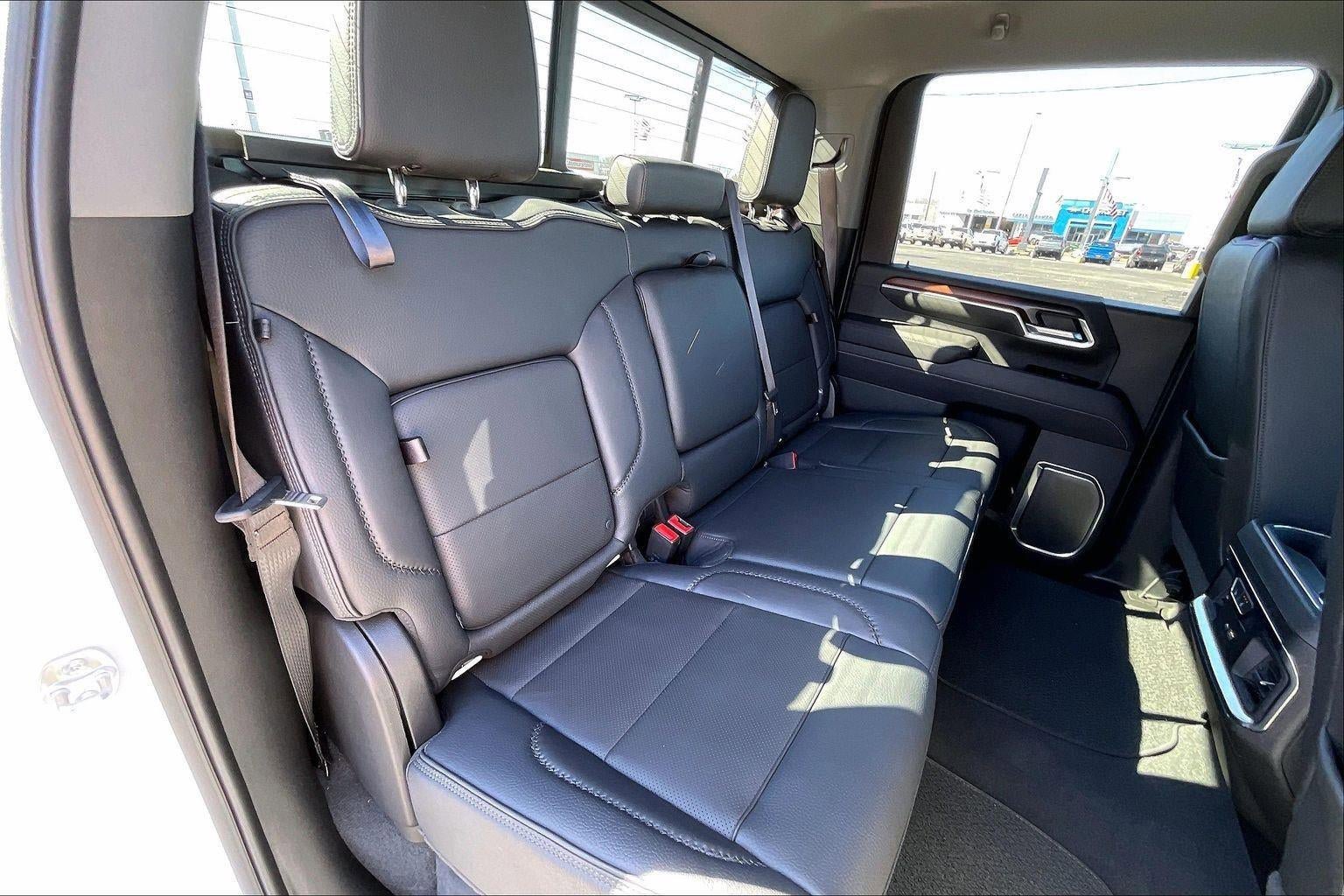 Used 2025 GMC Sierra 2500 Denali w/ Technology Package image 24