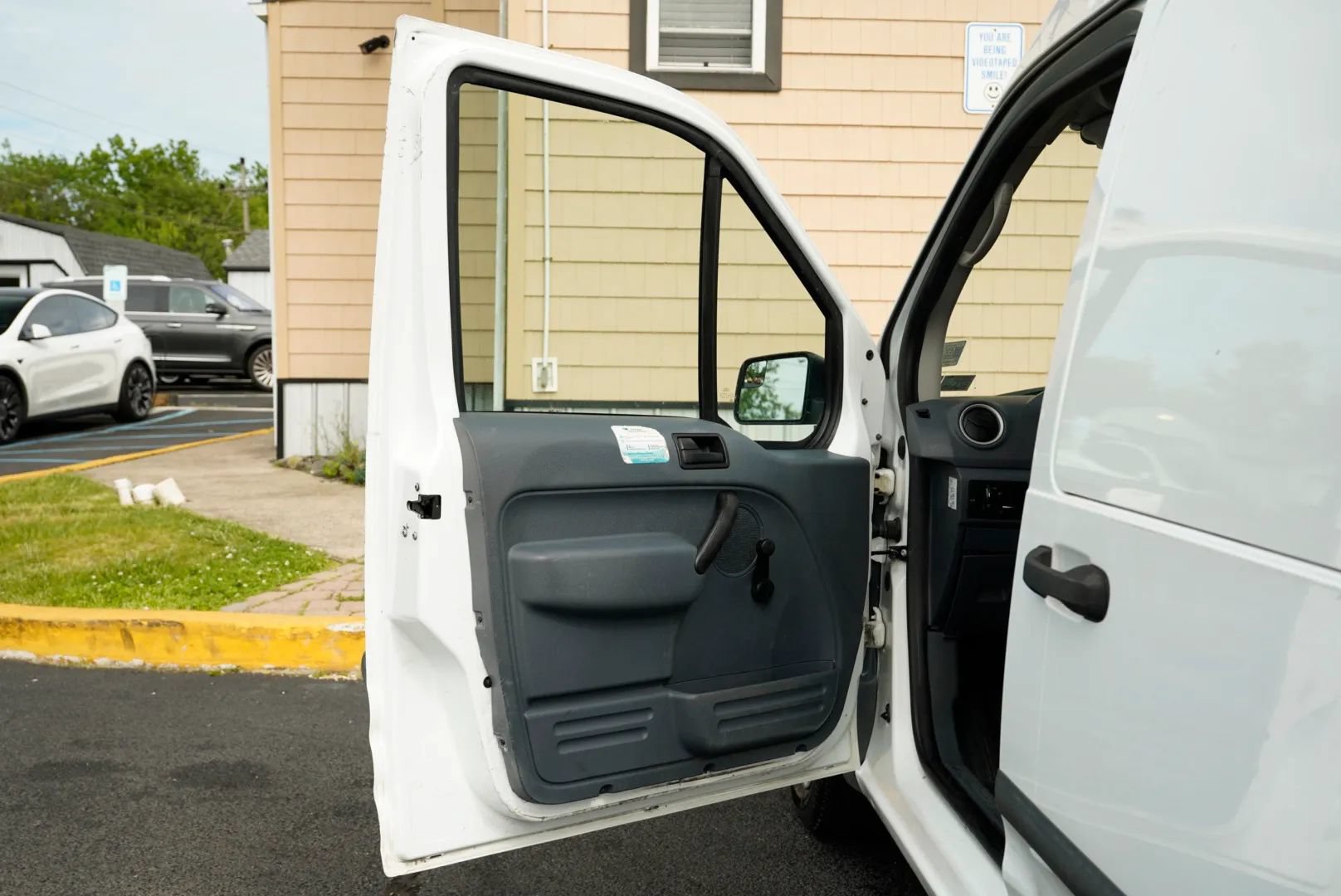 Used 2013 Ford Transit Connect XL FWD image 14