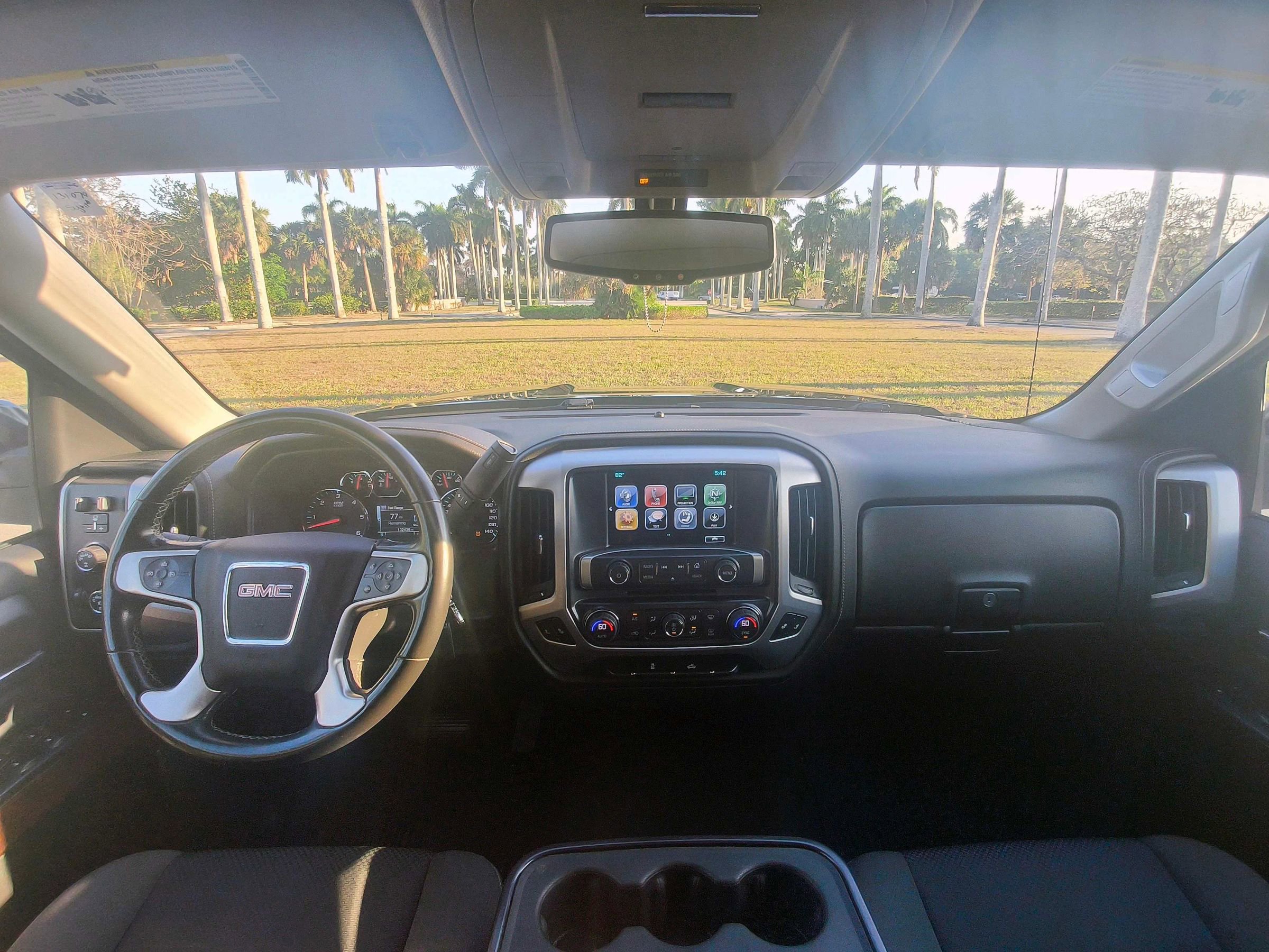 Used 2017 GMC Sierra 1500 SLE w/ SLE Value Package image 7
