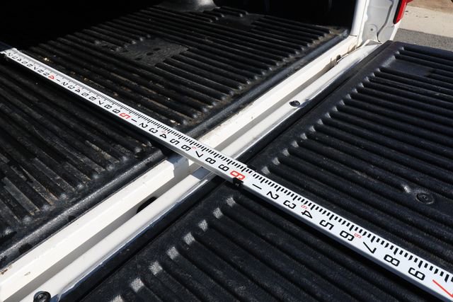 Used 2015 Ford F150 Platinum w/ Max Trailer Tow Package image 57