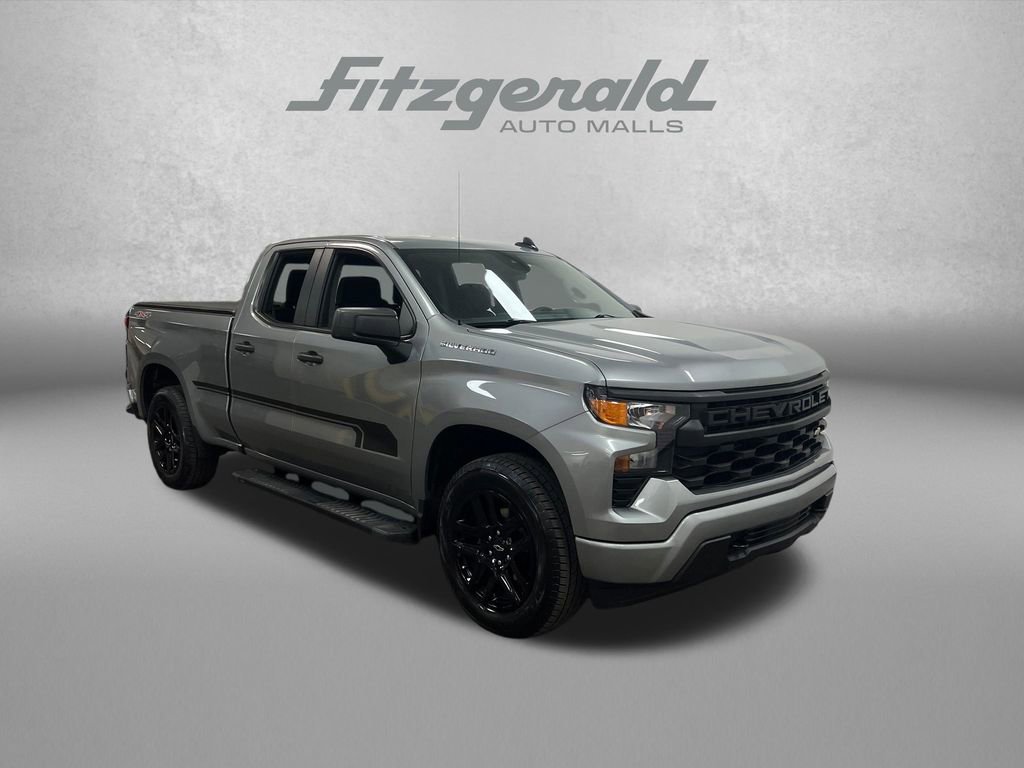 Used 2023 Chevrolet Silverado 1500 Custom AWD/4WD image 8