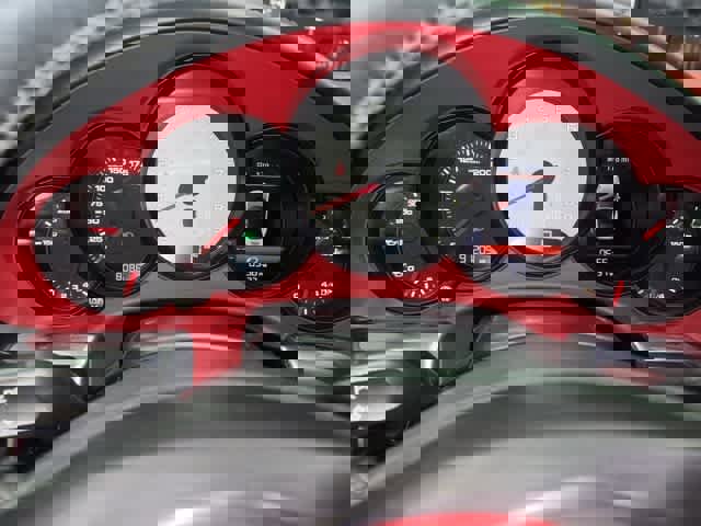 Used 2014 Porsche 911 Carrera 4S image 5