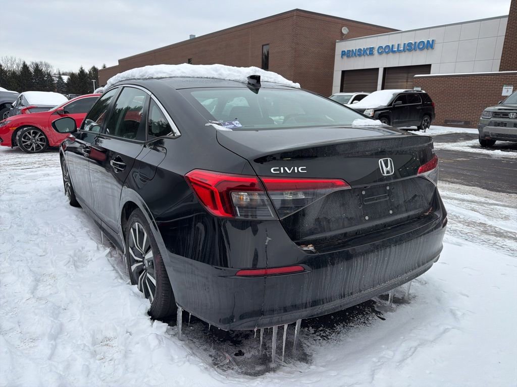 Used 2023 Honda Civic EX image 2