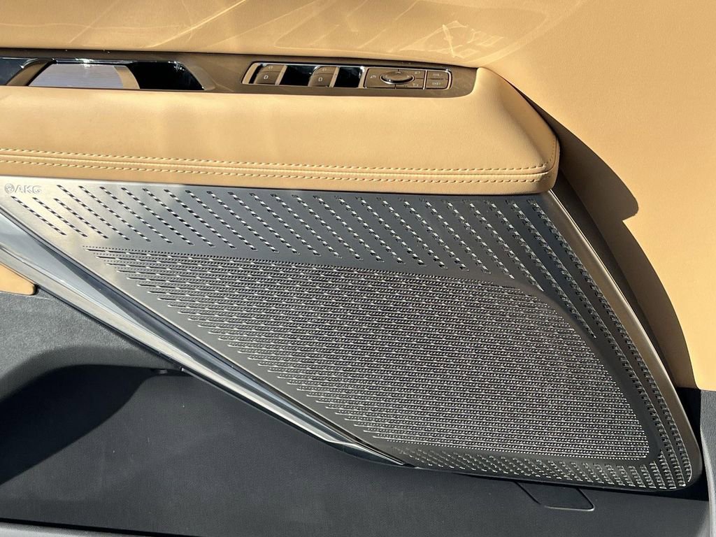 New 2025 Cadillac Escalade IQ Luxury 2 image 24