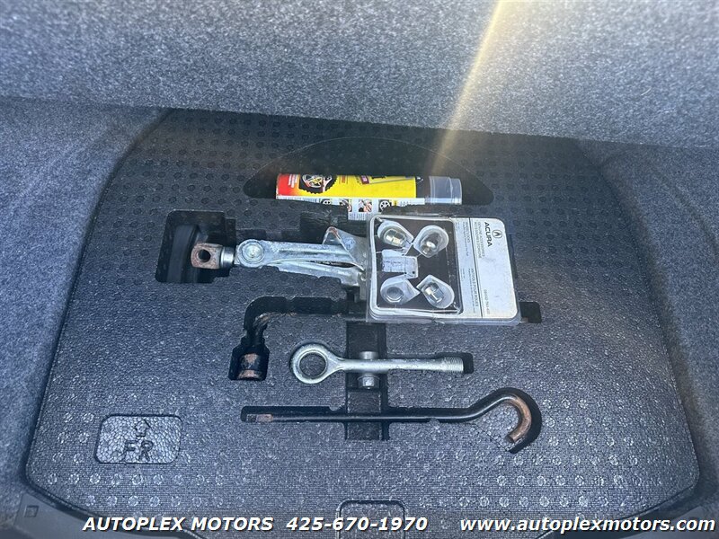 Used 2012 Acura TL FWD image 22