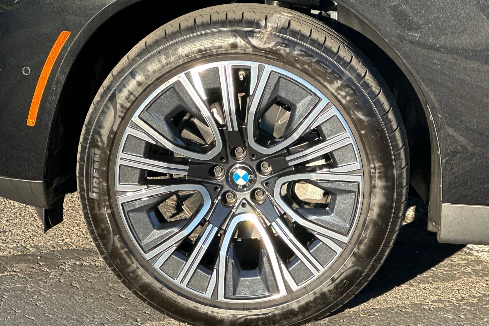 Used 2025 BMW X3 xDrive30i w/ Premium Package image 37