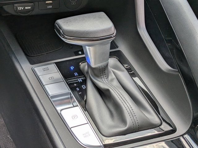 Used 2025 Hyundai Elantra Limited FWD image 22