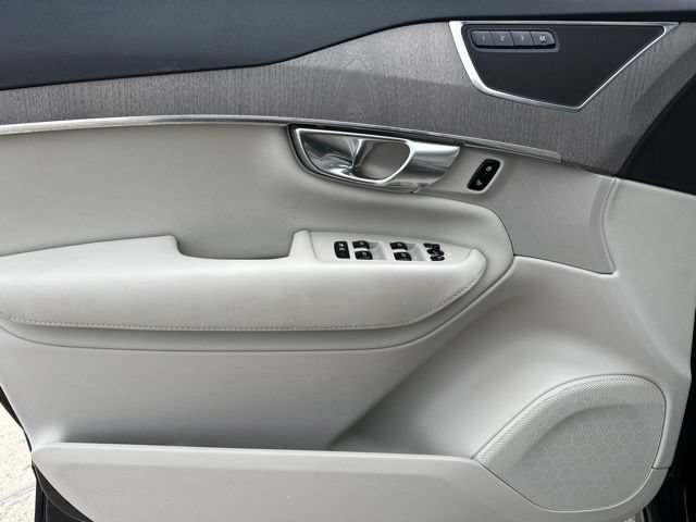 Certified 2023 Volvo XC90 B5 Plus w/ Protection Package Premier AWD/4WD image 18