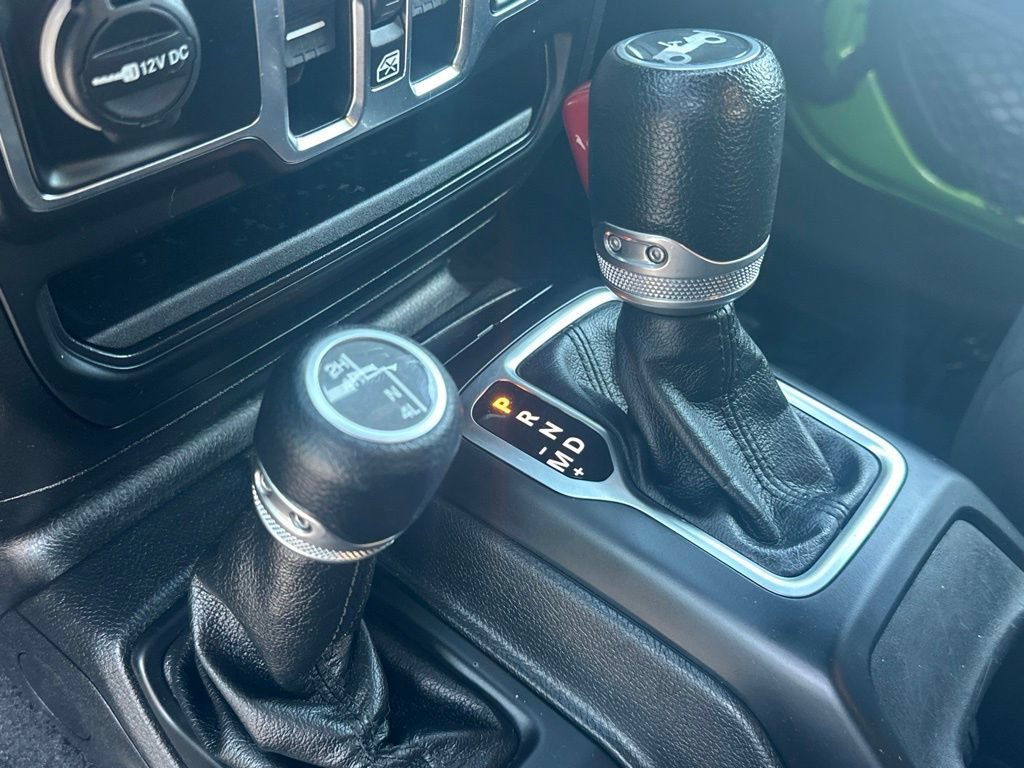 Used 2020 Jeep Wrangler Unlimited Sport S AWD/4WD image 33