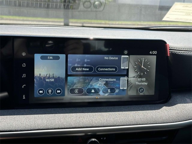 New 2025 Nissan Kicks SV image 19