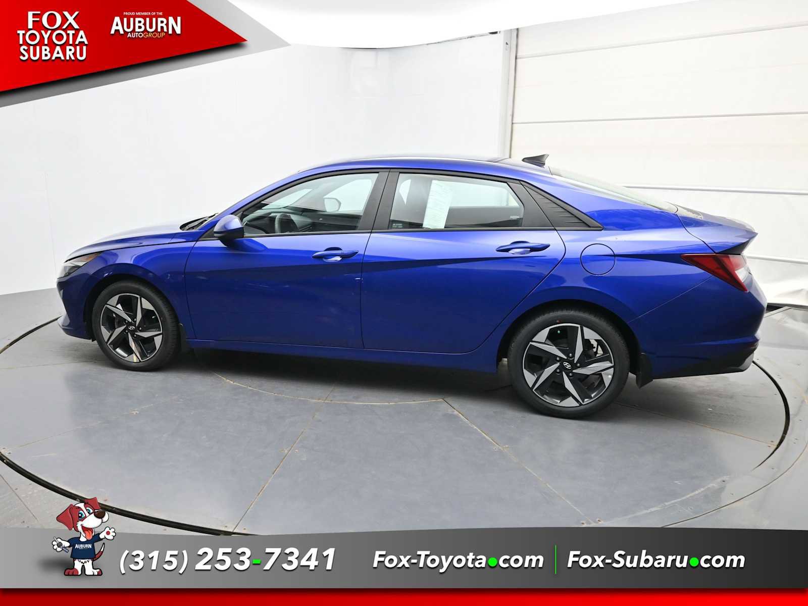 Used 2023 Hyundai Elantra SEL w/ Convenience Package FWD image 16